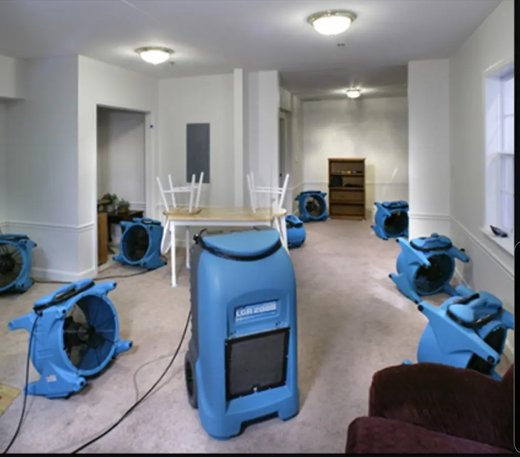 Air movers and dehumidifier setup for Water Extraction & Removal in Searcy